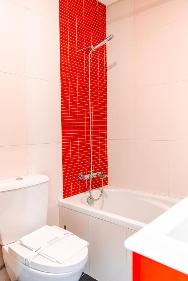 Sunny Studio In The Heart Of Lapa - 5Min Walk To Metro! Porto Exterior foto